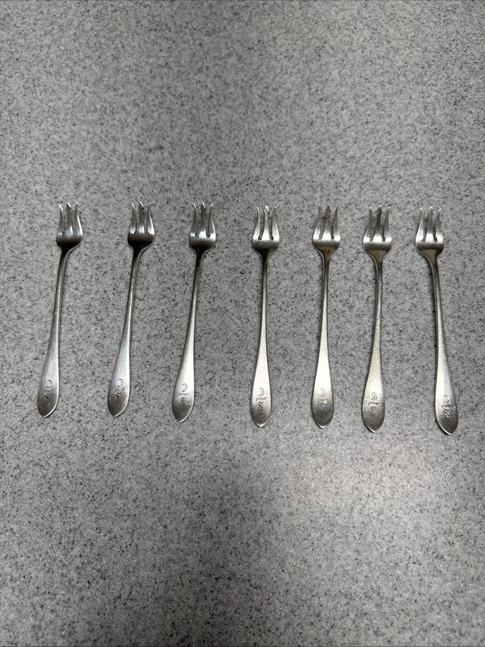 Faneuil By Tiffany Antique Oyster Forks (set of 7) Sterling Silver Monogram